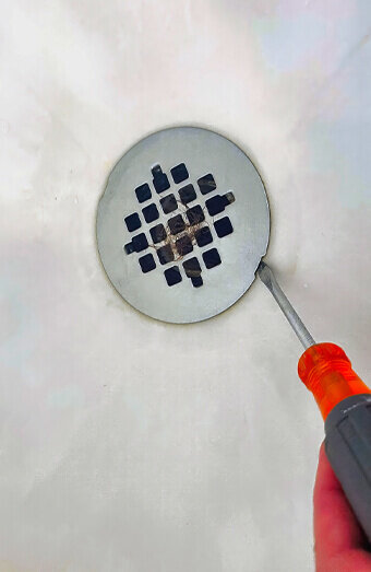 https://blockeddrainsrossmoyne.com.au/uploads/2025/07/blocked-shower-drains-73622.jpg